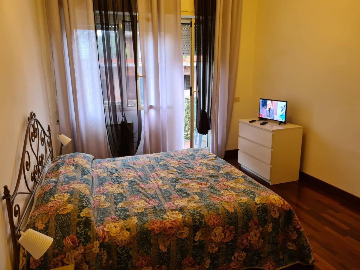 Alojamento de Acomodação e Pequeno-almoço For Roma